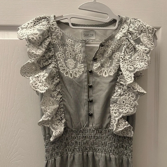 Saylor Dresses Saylor Maliyah Striped Eyelet Midi Dress xs - Picture 4 of 5